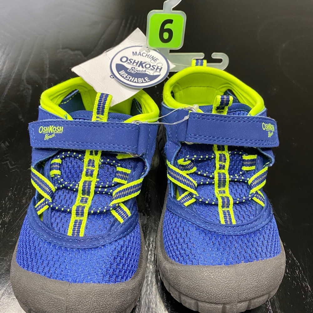 Oshkosh B'gosh boy shoes